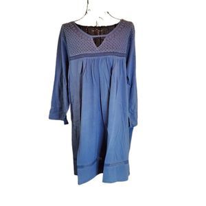 WW | Blue Top w/ 3/4 Sleeves, Lace Neck & Hem
